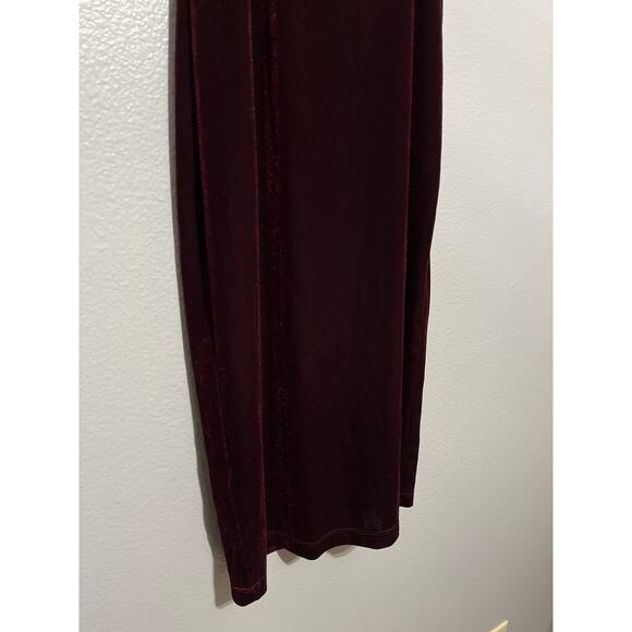 Lulu's Burgundy Velvet Midi Dress - Picture 11 of 13